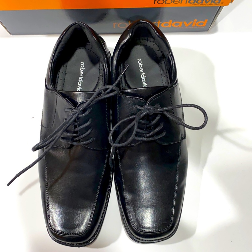 Robert David dress shoes SZ 8.5